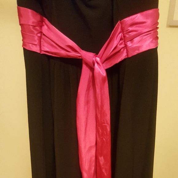 Satin Sash Evening Dress - Picture 5 of 5